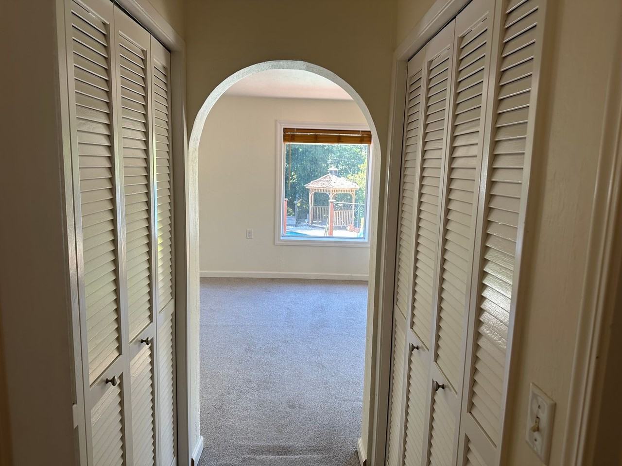 10401 Phar Lap Dr - Photo 6 of 50