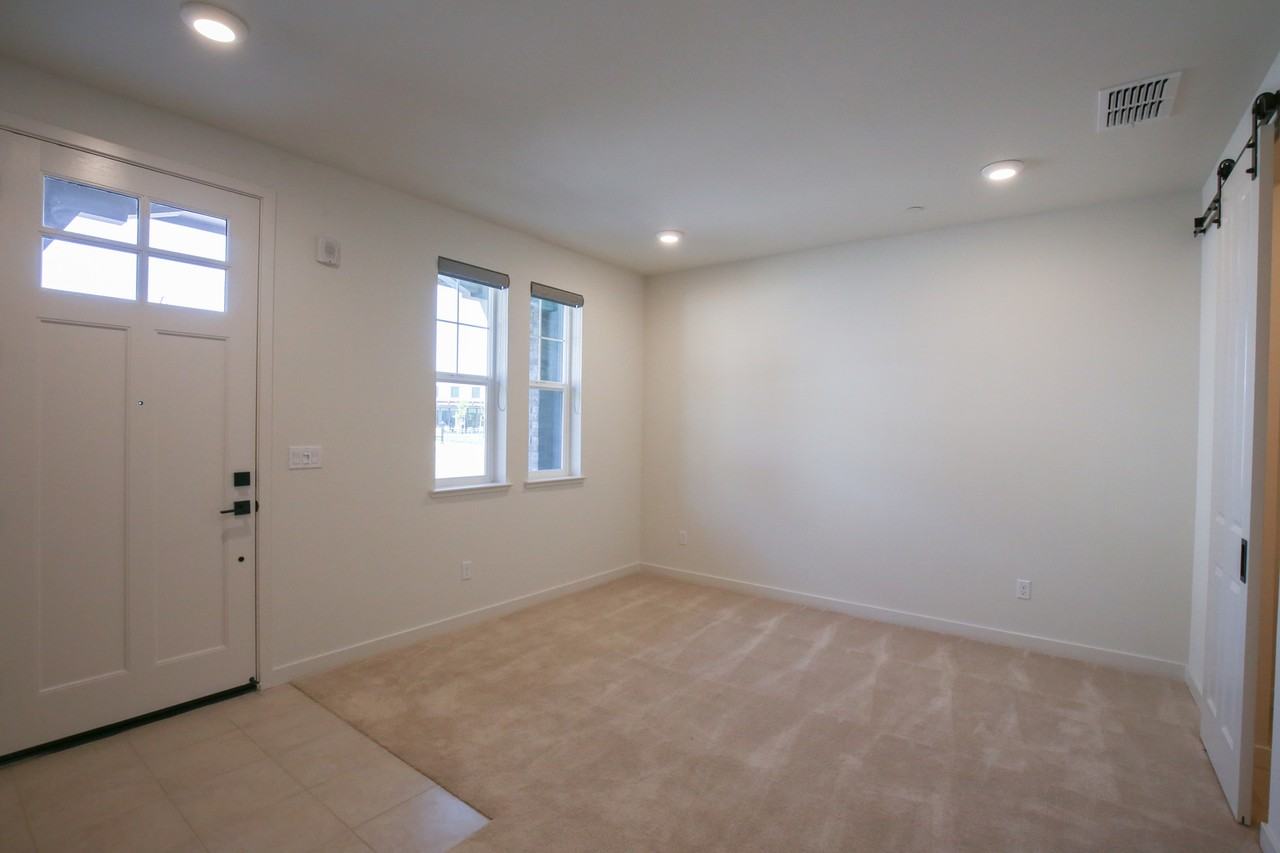 838 Galt Ter #2 - Photo 2 of 23