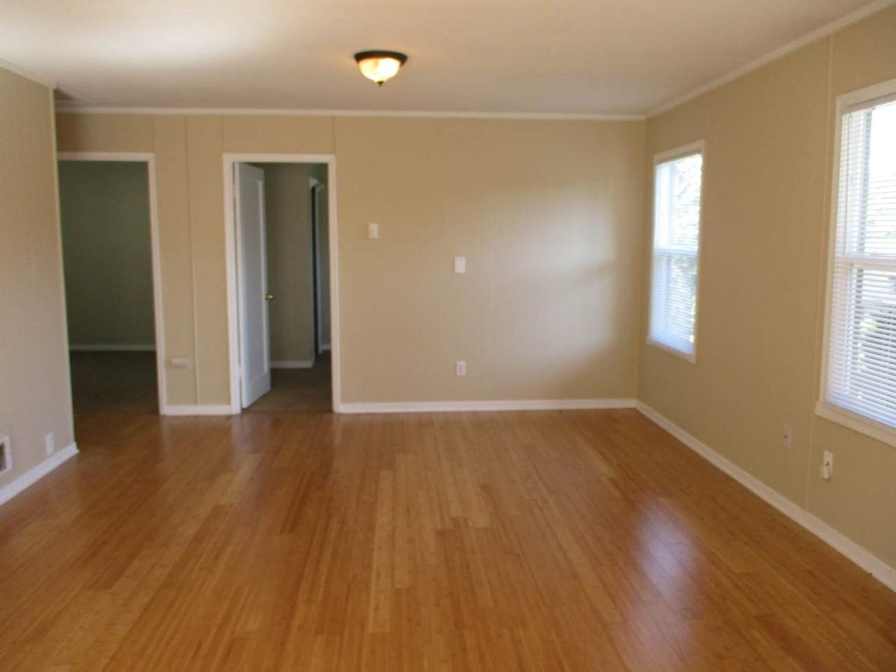 3309 Tarabochia St - Photo 4 of 23