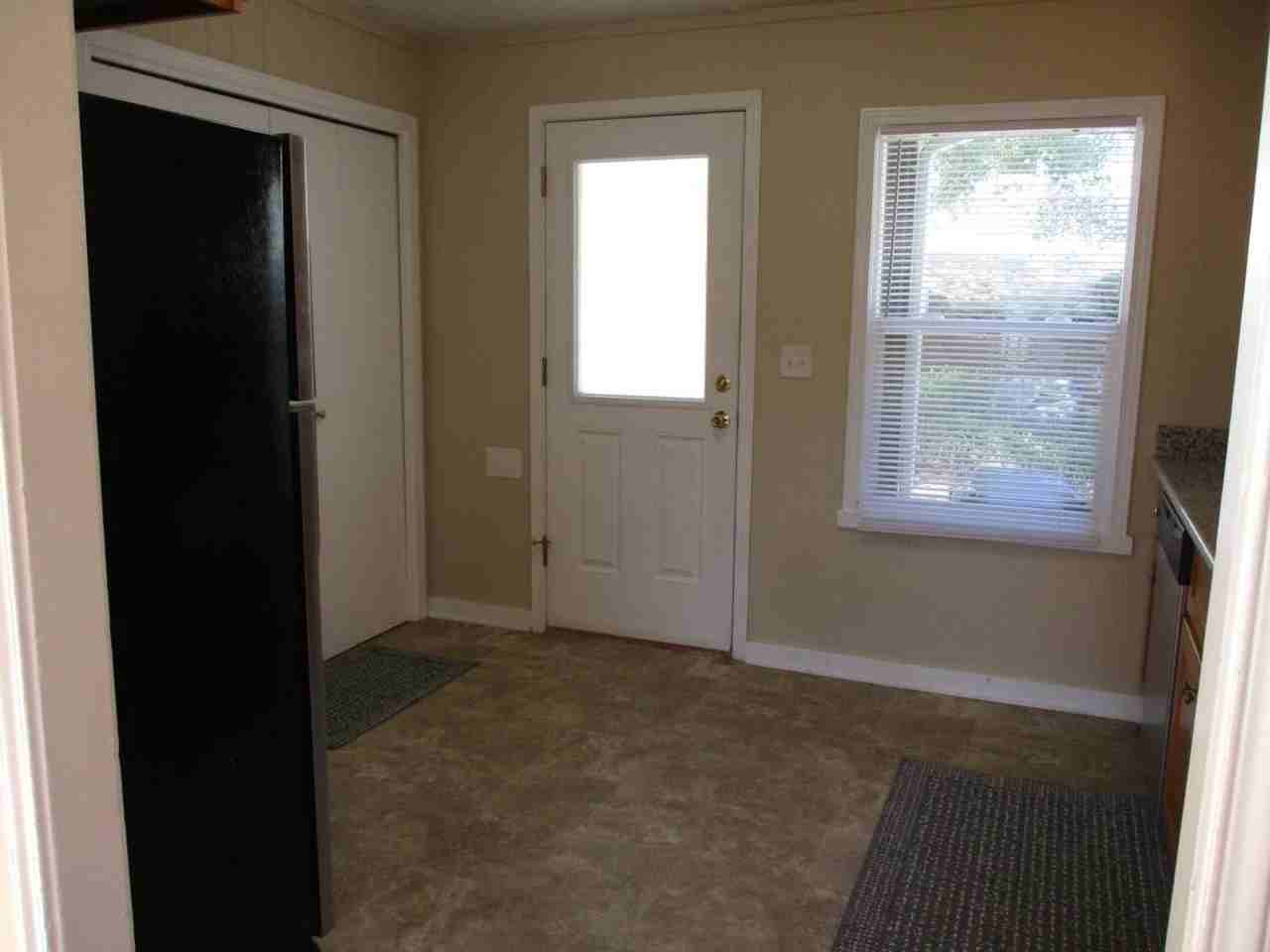 3309 Tarabochia St - Photo 6 of 23