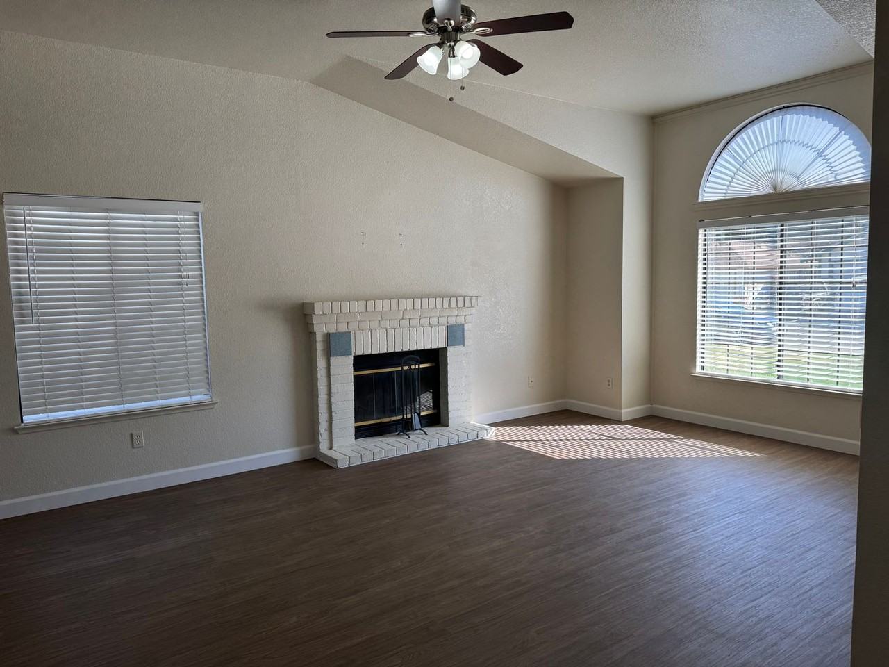 8160 Clarion Cir - Photo 3 of 15