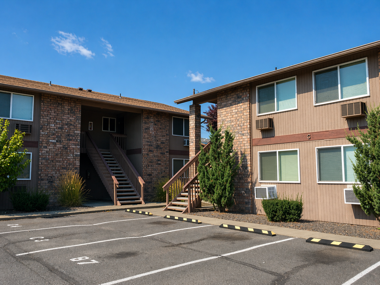 1206 S 15th Ave #B1 - Photo 6 of 13