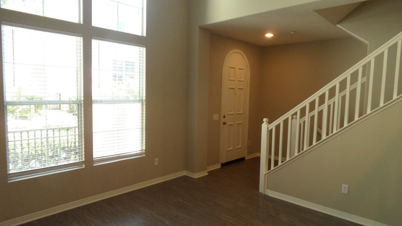 33 Bonsall - Photo 4 of 38