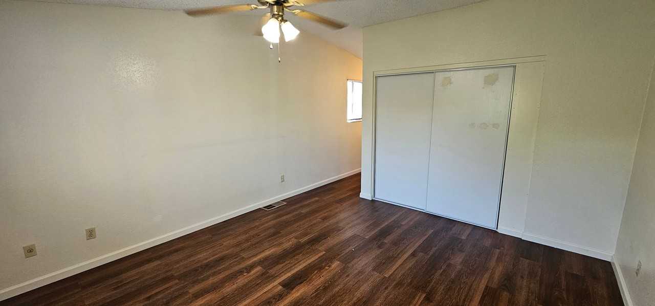 1618 Bluehaven Dr - Photo 6 of 26