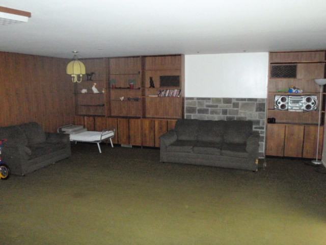 4273 Taylor Ave - Photo 3 of 10