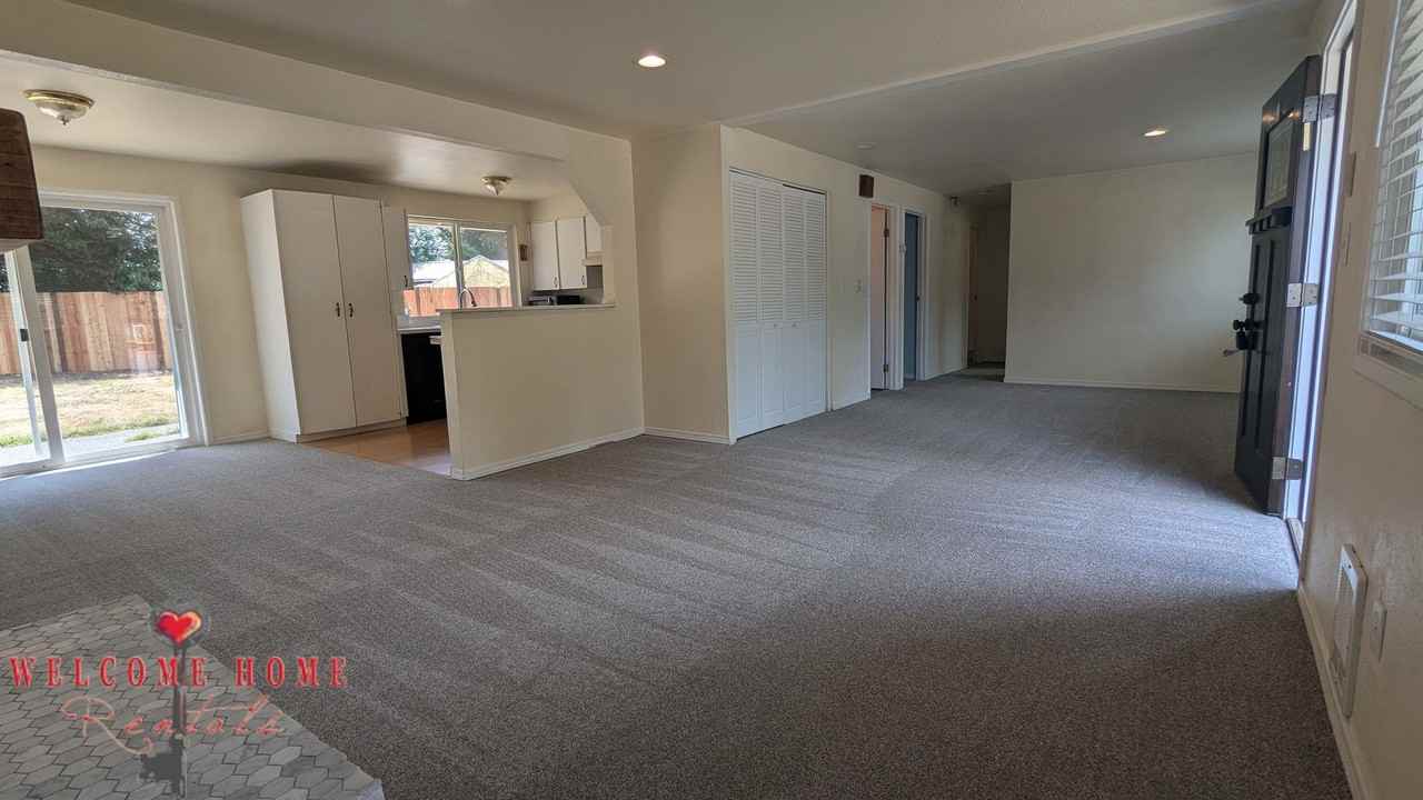 910 Gregory Way Se - Photo 5 of 42