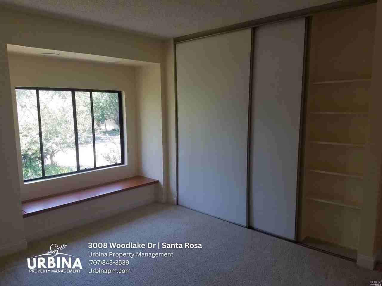 3008 Woodlake Dr - Photo 7 of 12