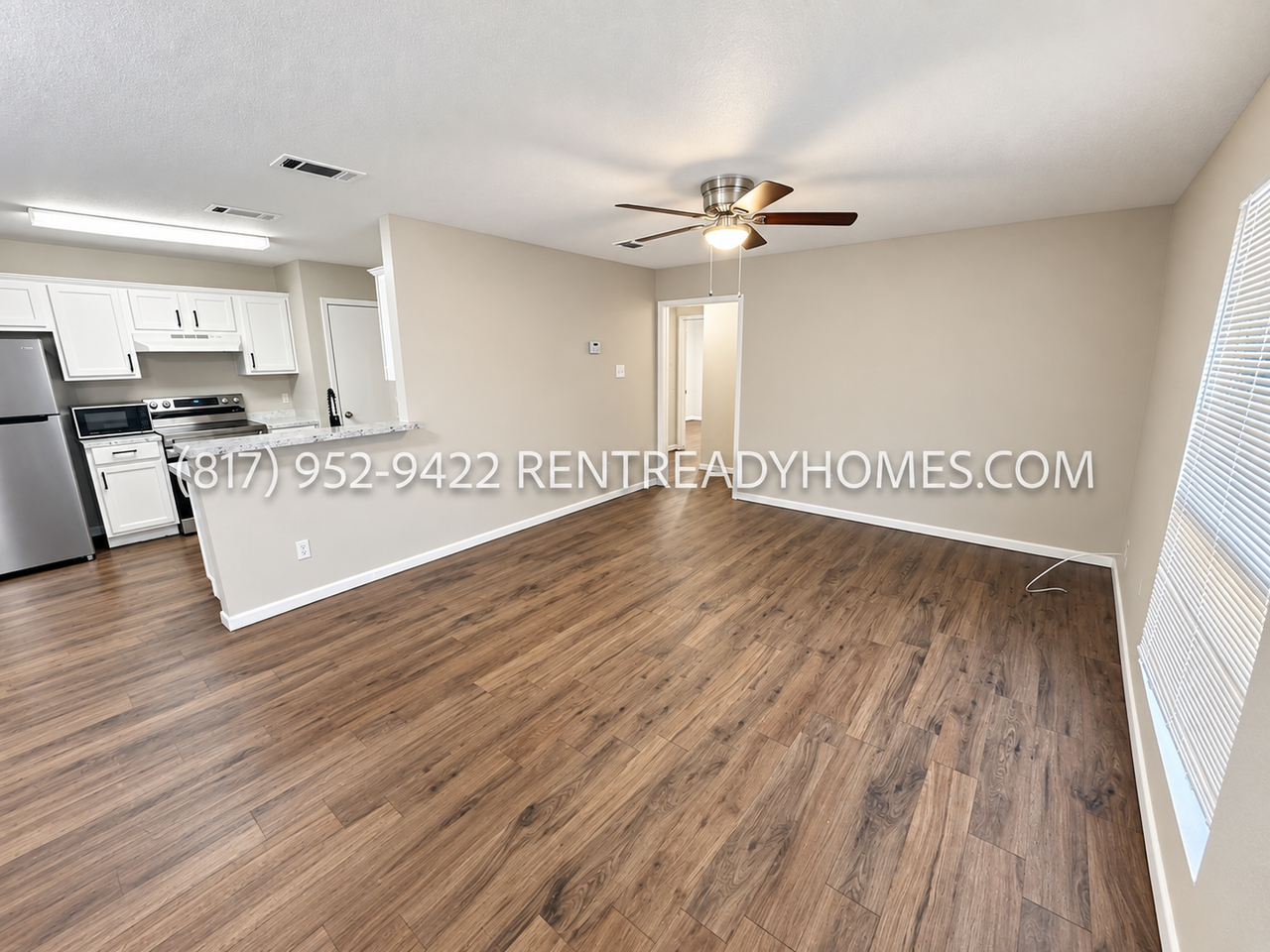 860 Potomac Dr - Photo 5 of 18