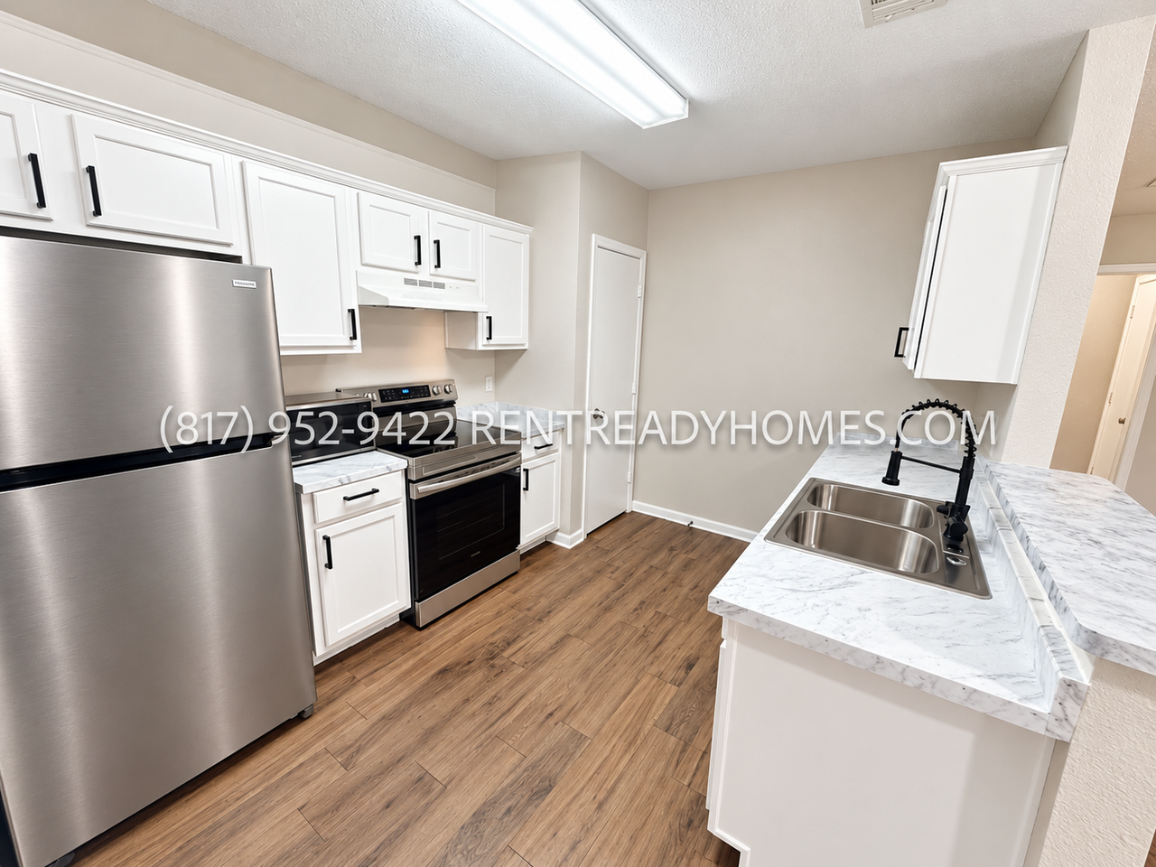 860 Potomac Dr - Photo 6 of 18