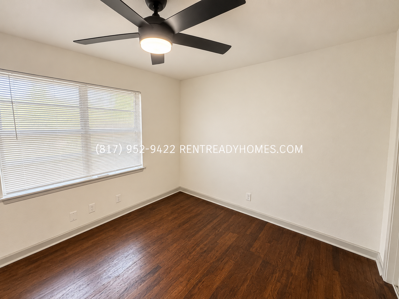 1429 Bellaire Dr - Photo 7 of 13