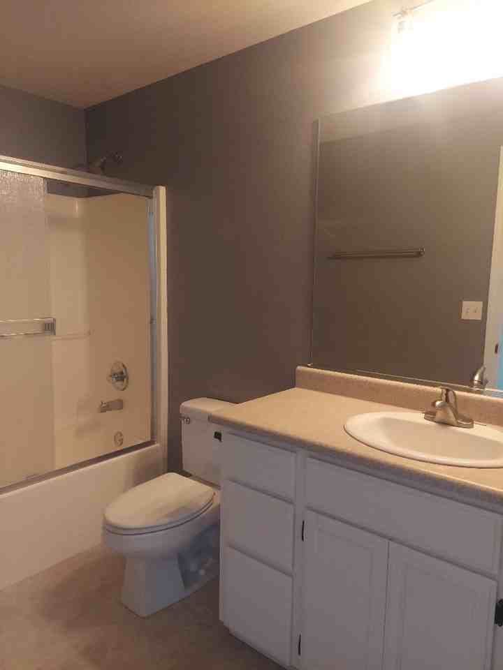 365 Bradley Way - Photo 7 of 13