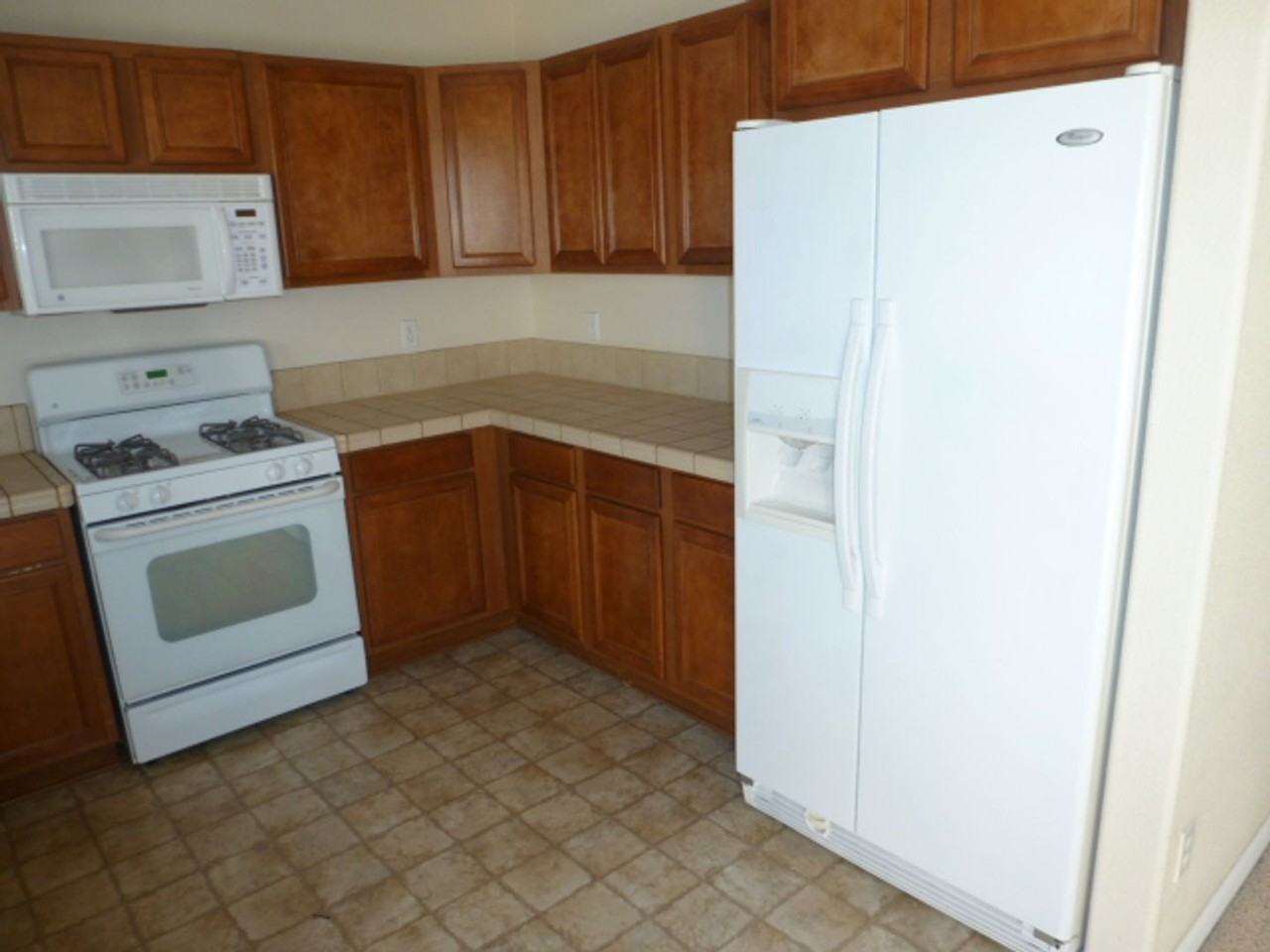 4658 Kathleen Denise Ln - Photo 3 of 19