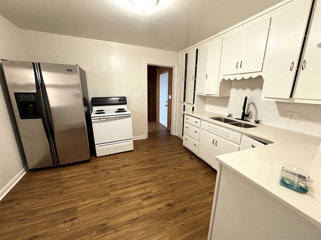 840 N Belmont Ave - Photo 7 of 10
