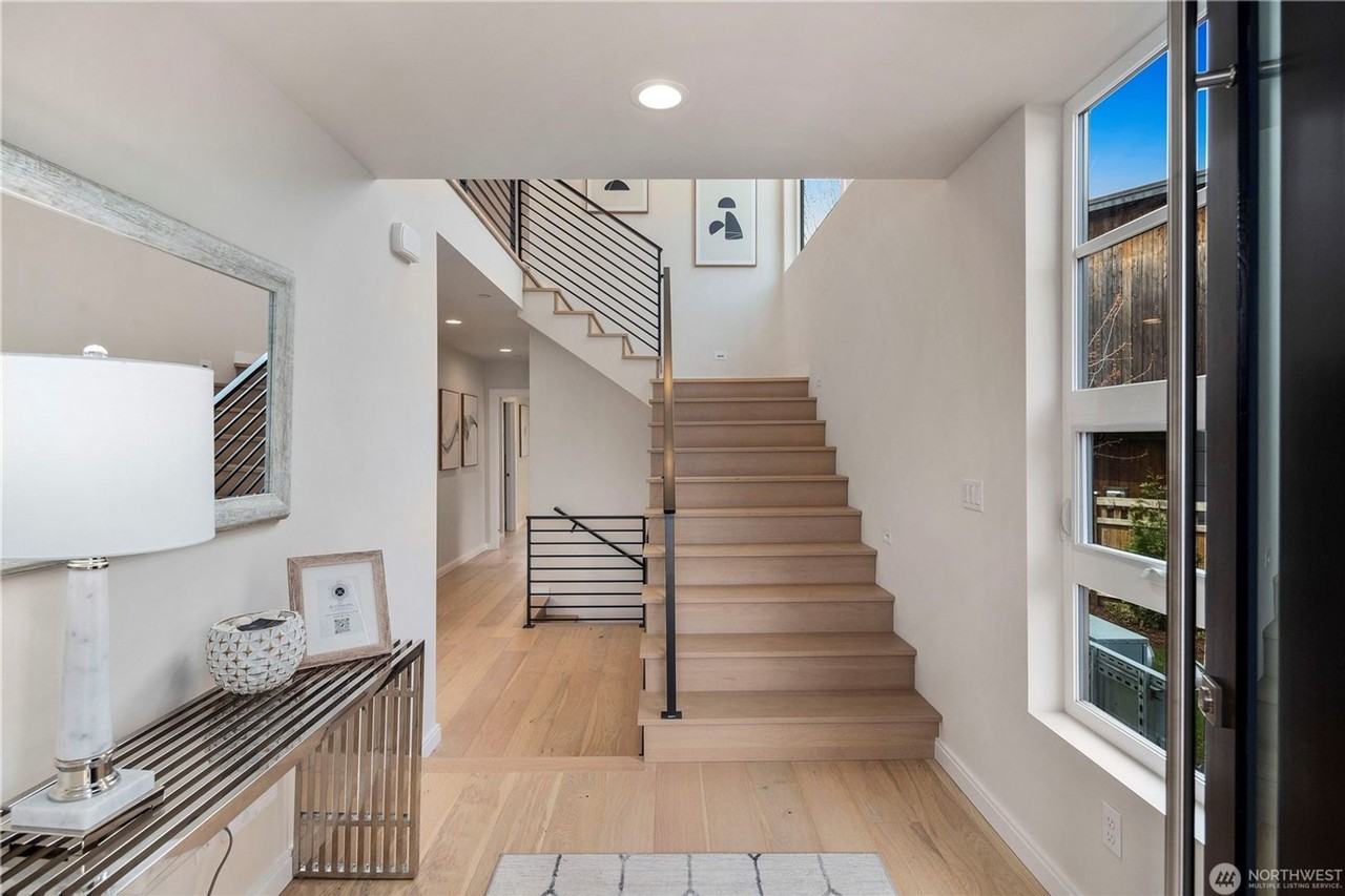1309 Market St - Photo 2 of 23