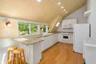 8760B Grand Ave Ne - Photo 1 of 1