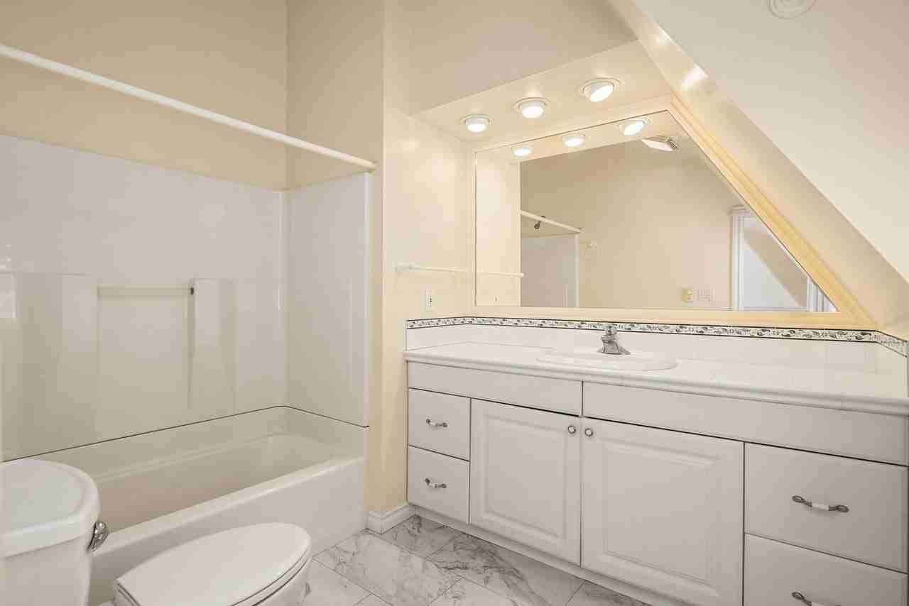 8760B Grand Ave Ne - Photo 4 of 5