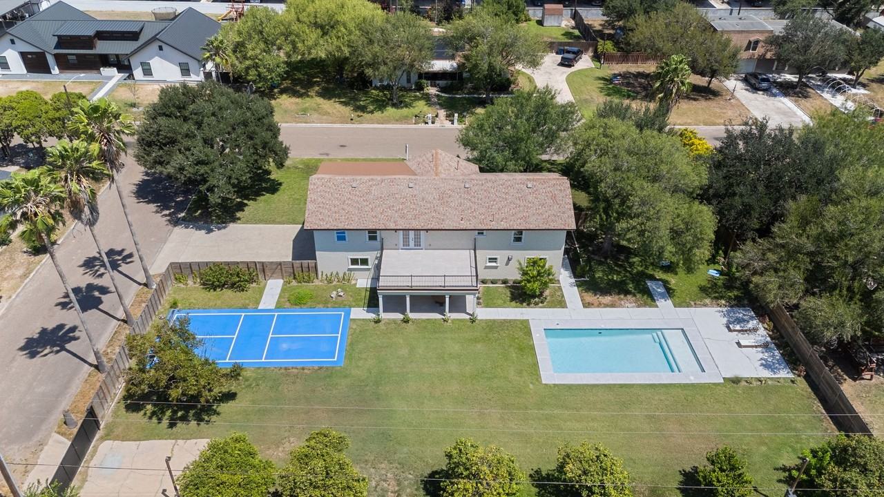 1624 Dulcenea St - Photo 4 of 15