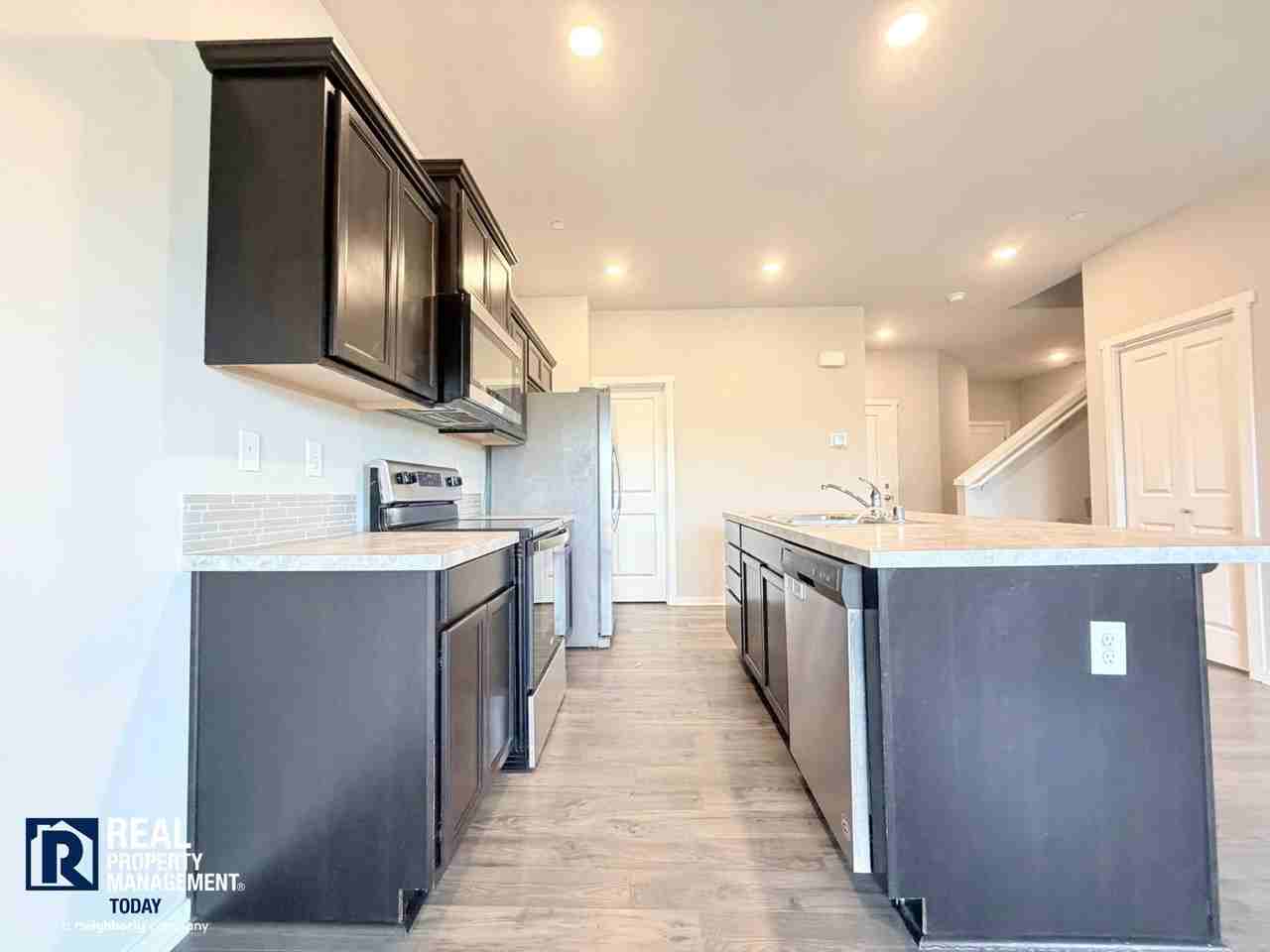 10731 186th Street Ct E - Photo 4 of 21