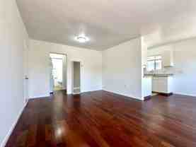 917 N Cedar St - Photo 1 of 1