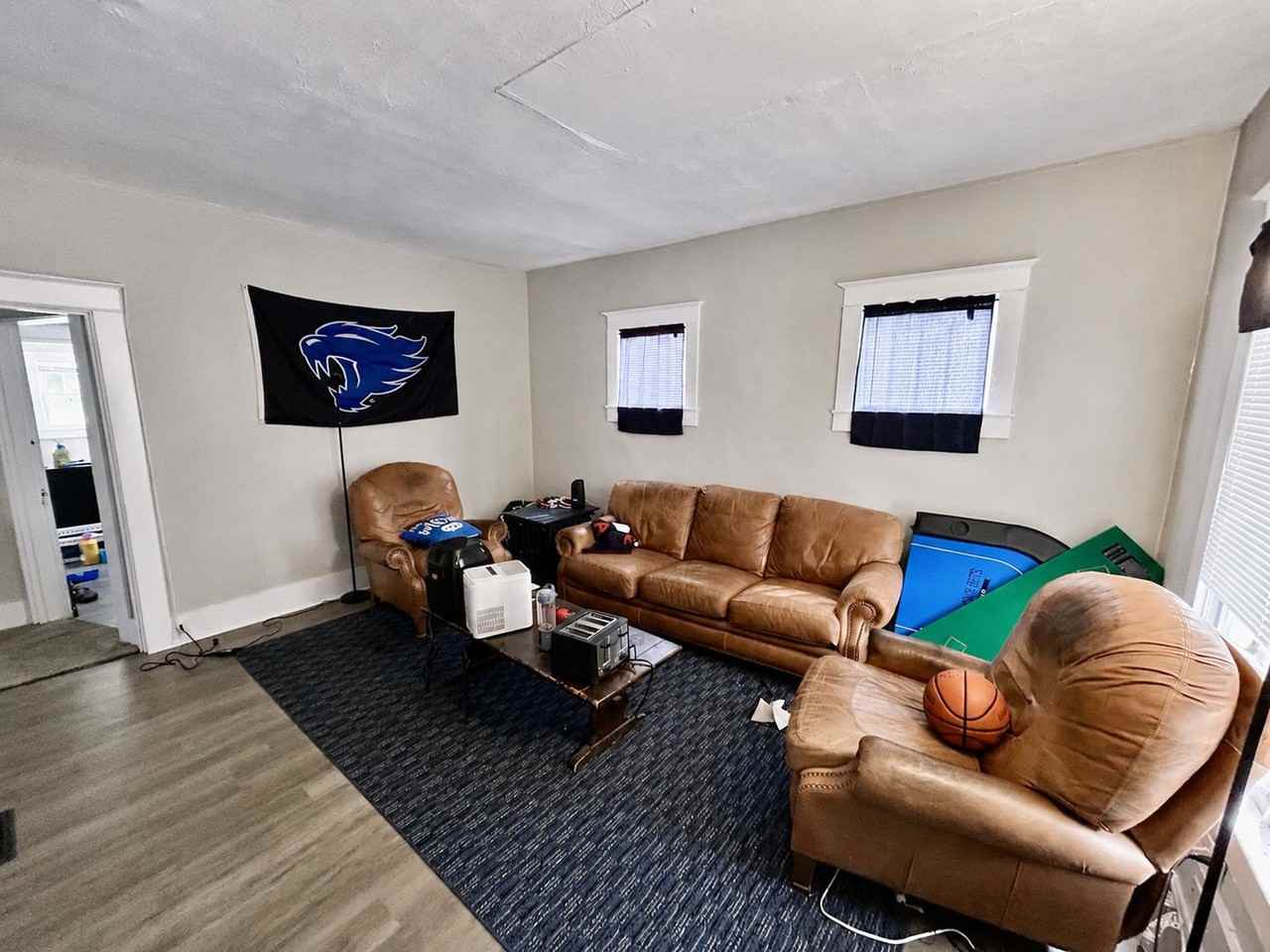 119 Westwood Dr - Photo 2 of 10