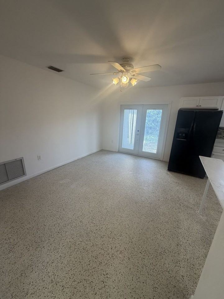 9610 Sw 58th St - Photo 5 of 18