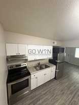 6621 W Myrtle Ave - Photo 1 of 1