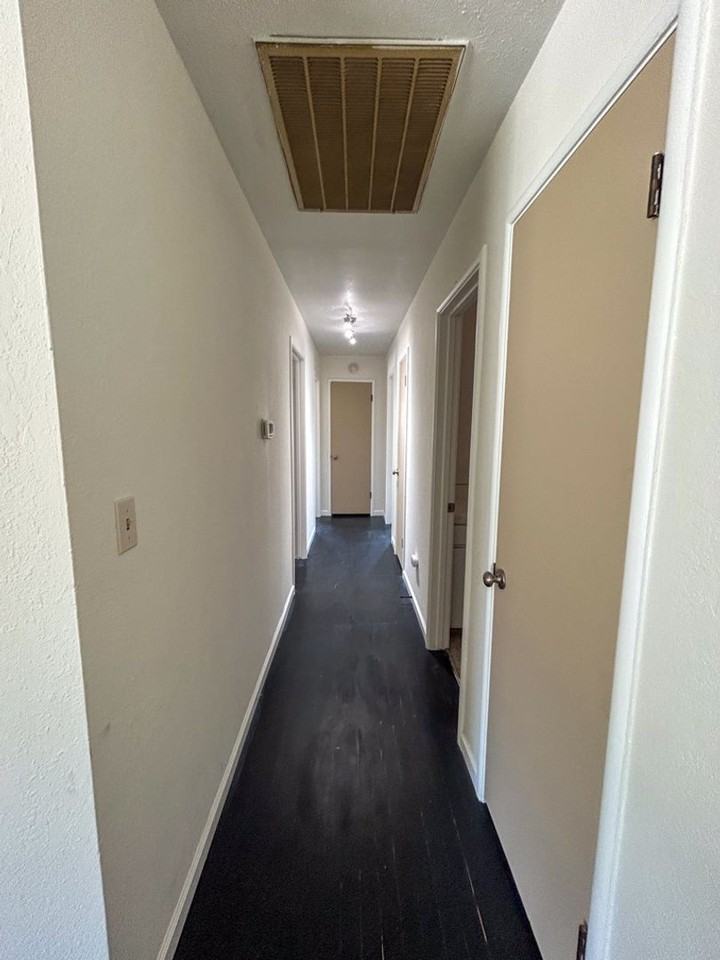 6762 Riverside Dr - Photo 6 of 23