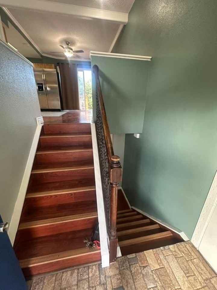 7370 Sugarloaf Ter - Photo 3 of 17