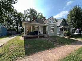 330 Oldham Ave - Photo 1 of 1