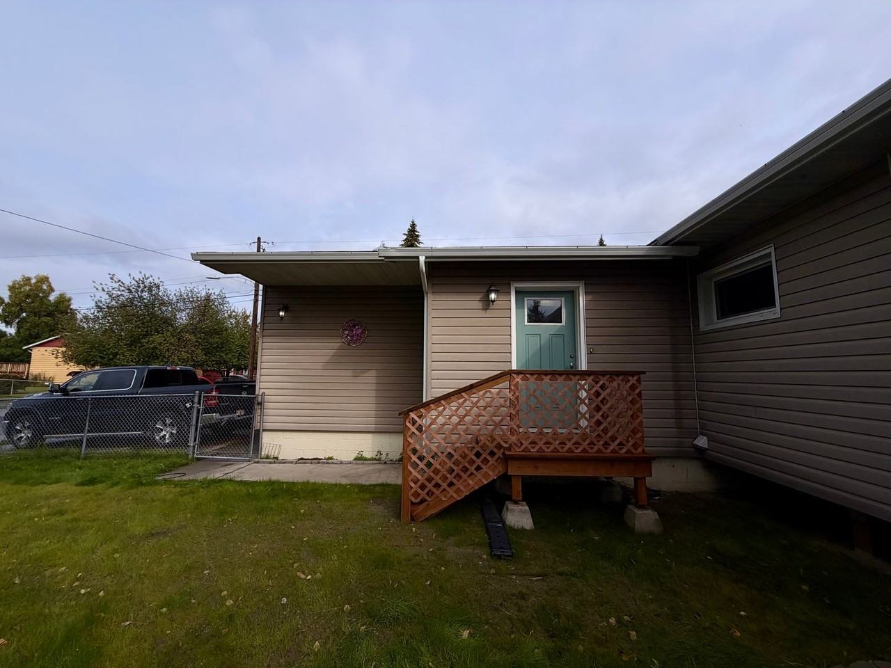 1119 Kodiak St - Photo 2 of 4