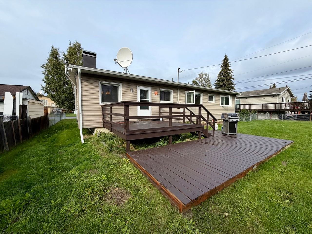 1119 Kodiak St - Photo 3 of 4