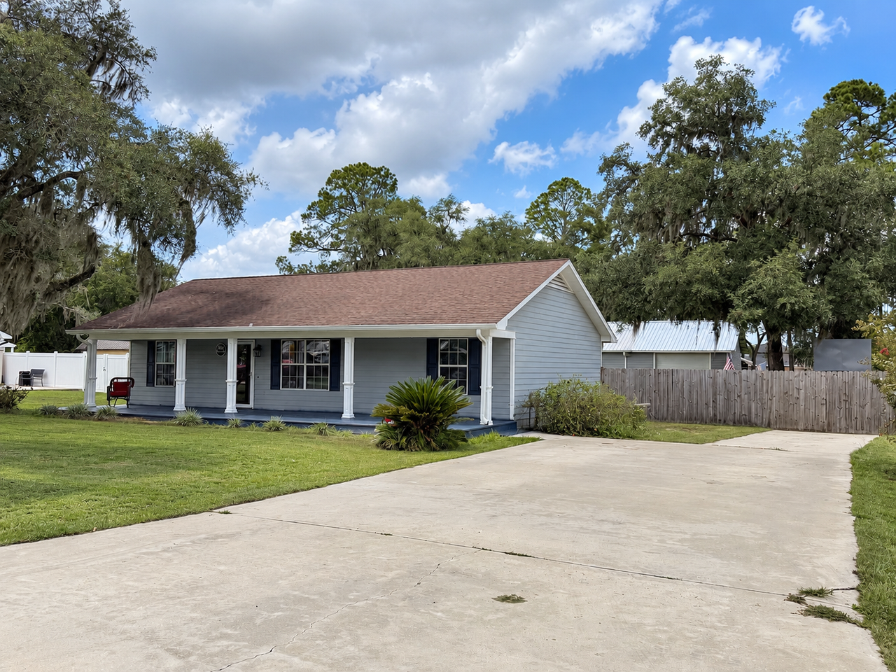 663 Dallas Cir - Photo 3 of 22