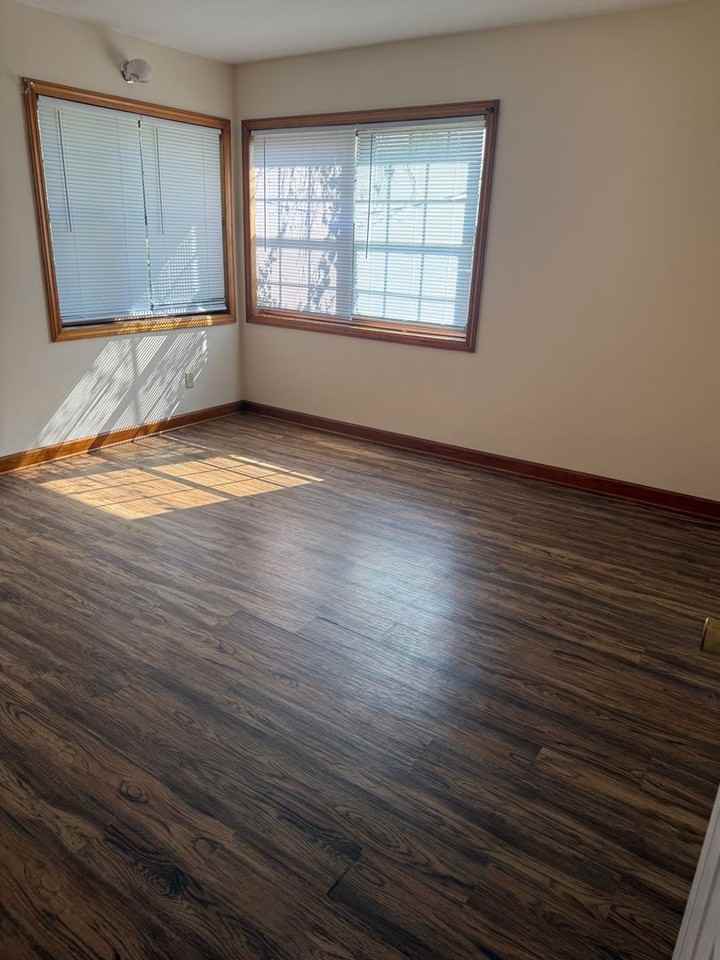 5505 Grand Ave - Photo 5 of 14