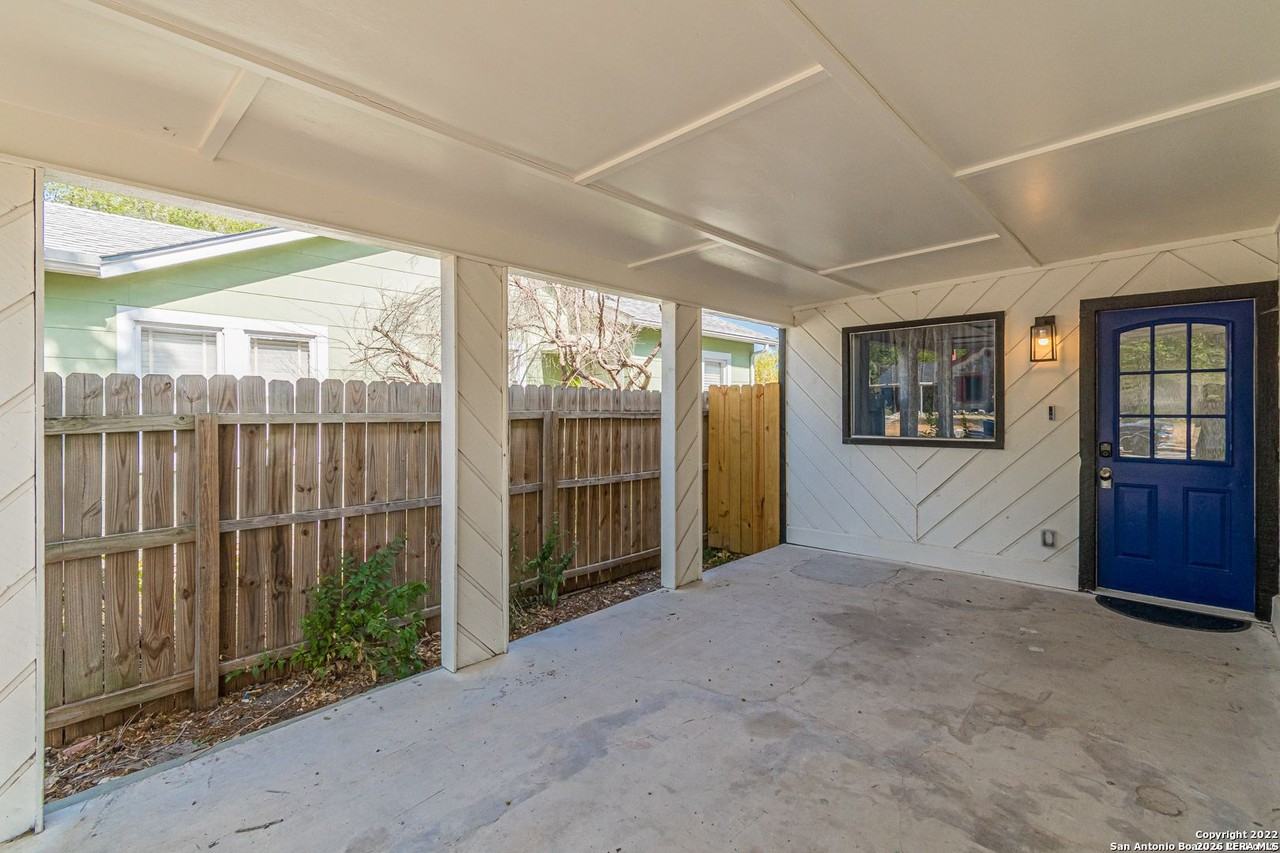 207 Hermine Blvd #2 - Photo 2 of 11
