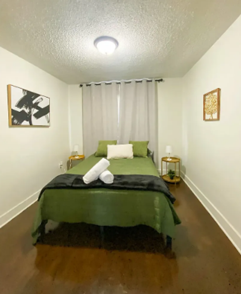 354 N Kansas Ave #3 - Photo 6 of 7