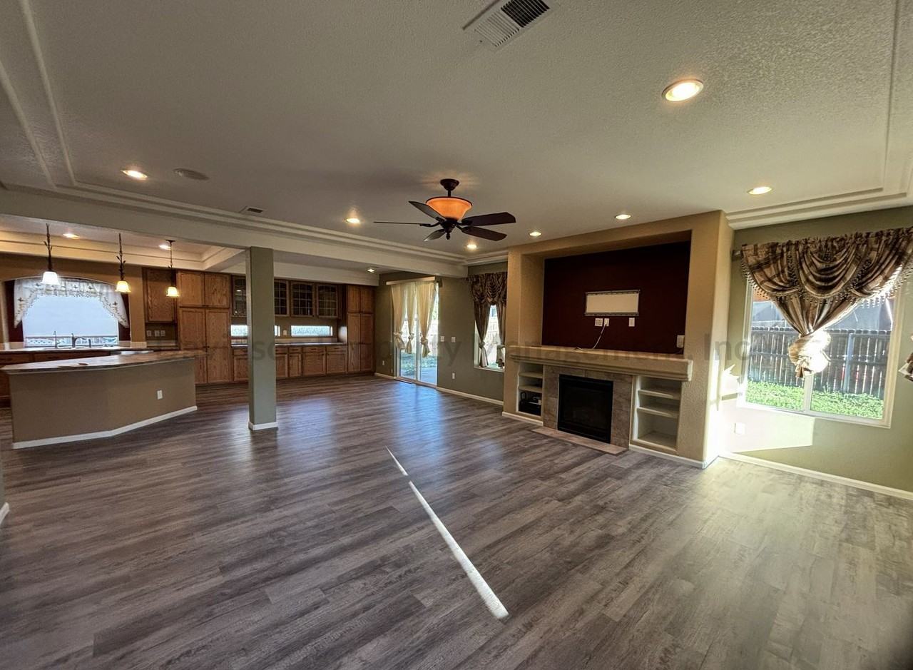 7528 Muhly Ct - Photo 2 of 12