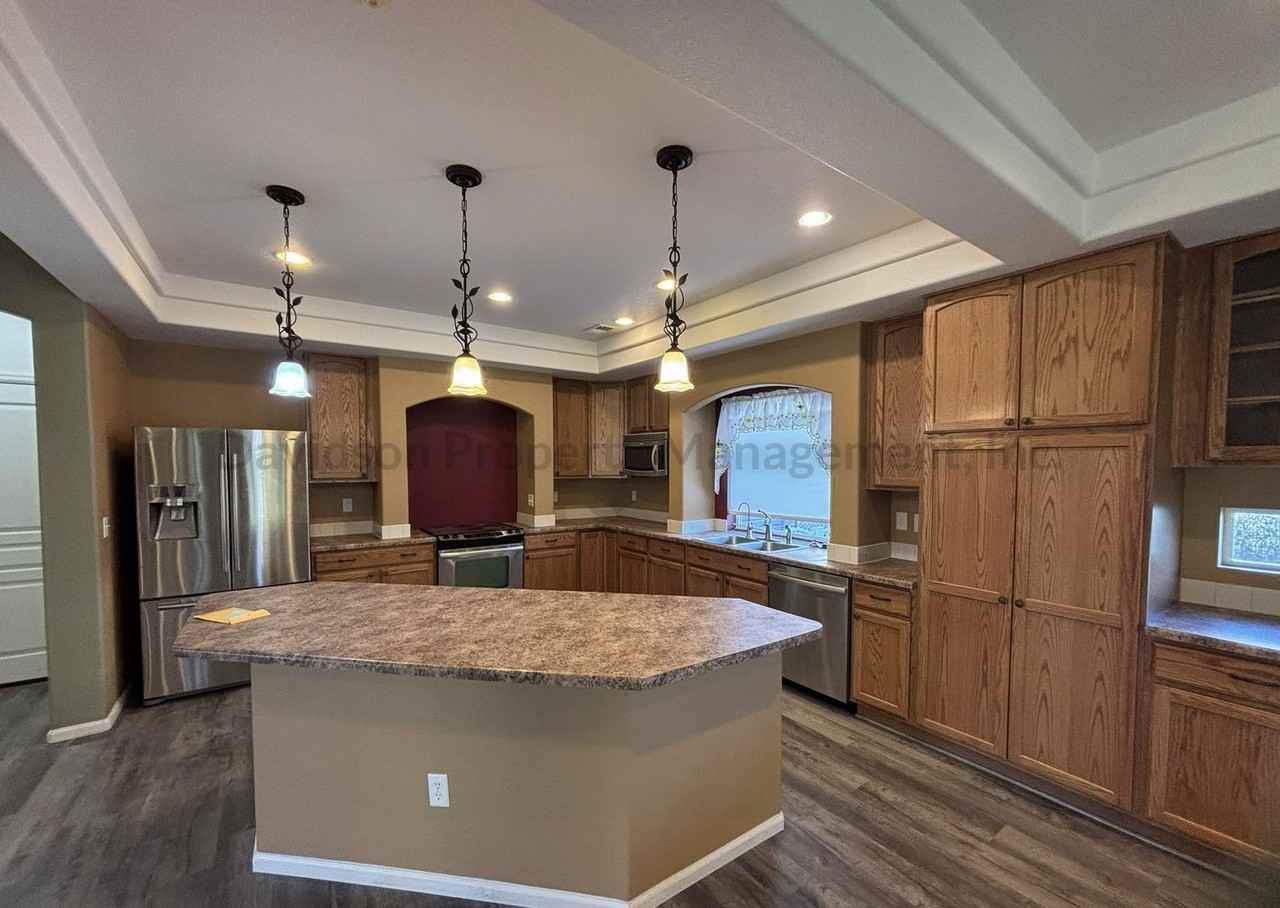 7528 Muhly Ct - Photo 3 of 12