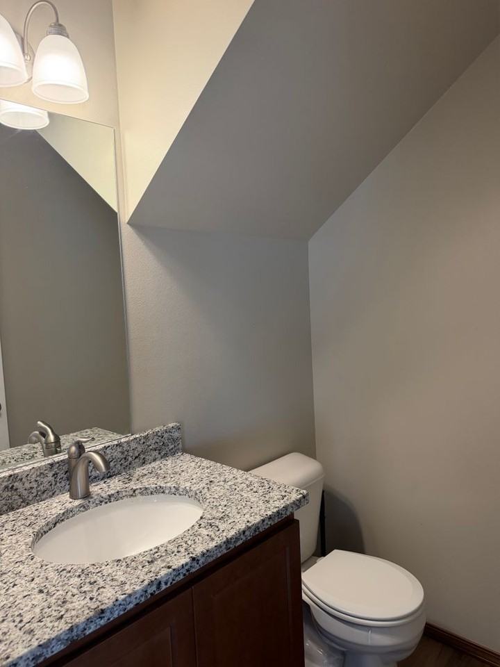 352 Hammond Ln - Photo 5 of 20