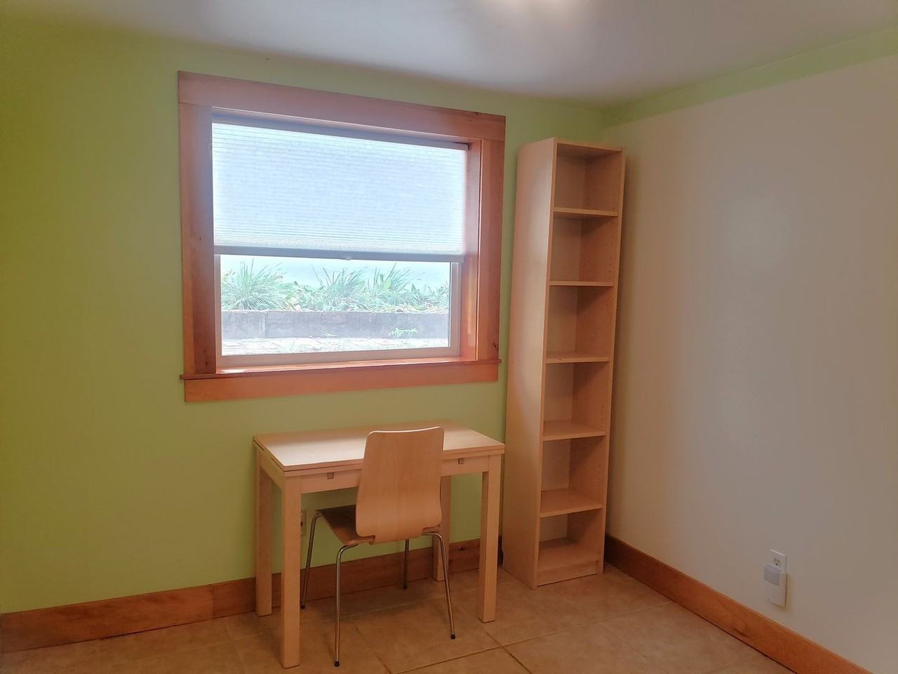 2049 Nw Overton St - Photo 4 of 25