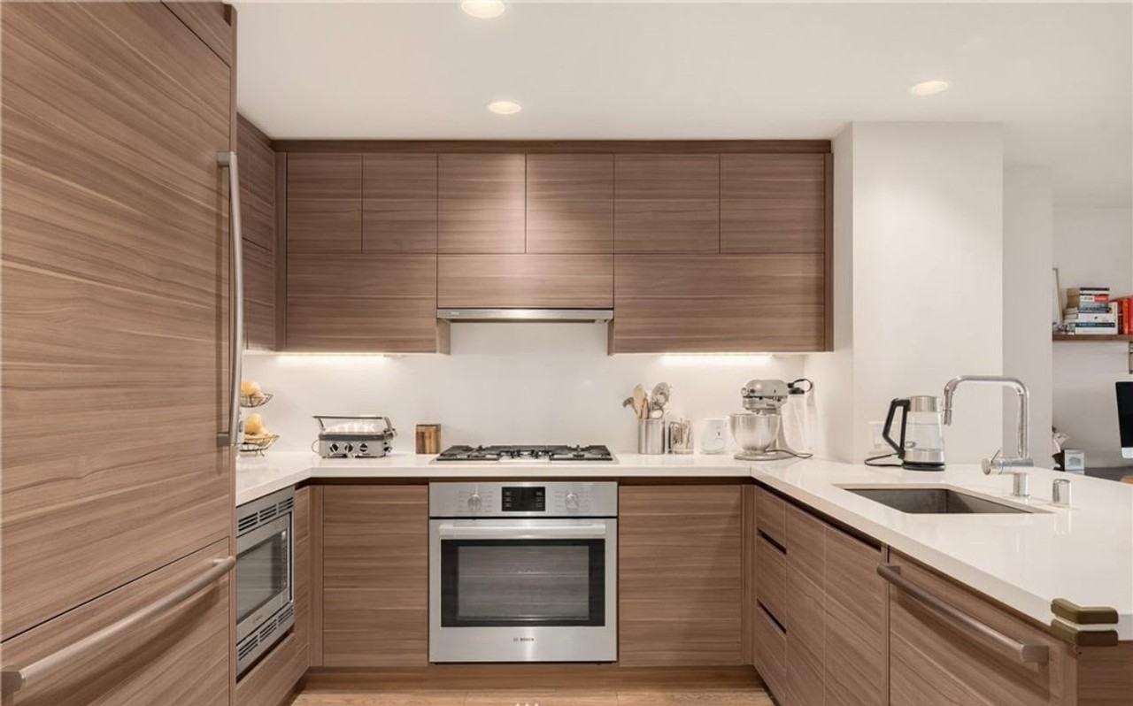 583 Battery St - Photo 7 of 13