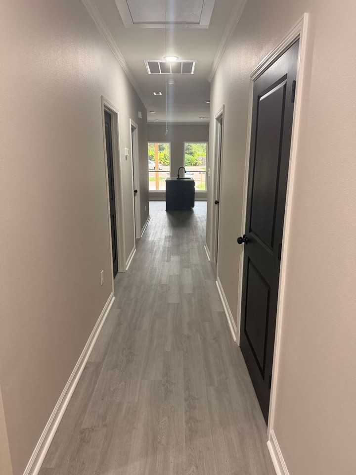 8030 8030 - 8032 Ned Ave - Photo 4 of 16