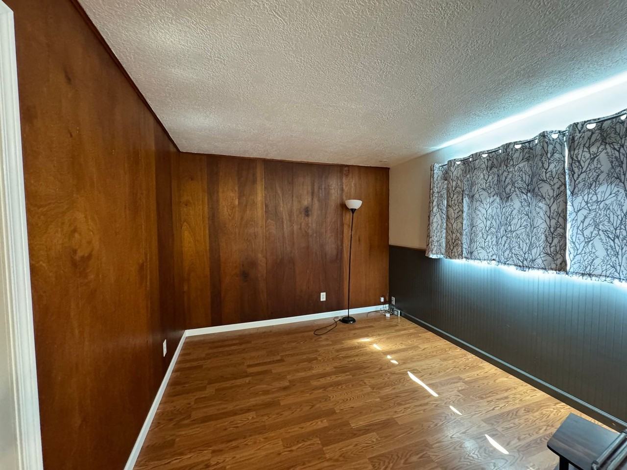 632 Meadow Ave - Photo 7 of 19