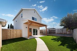 featured image of 4628 Derrick Dr