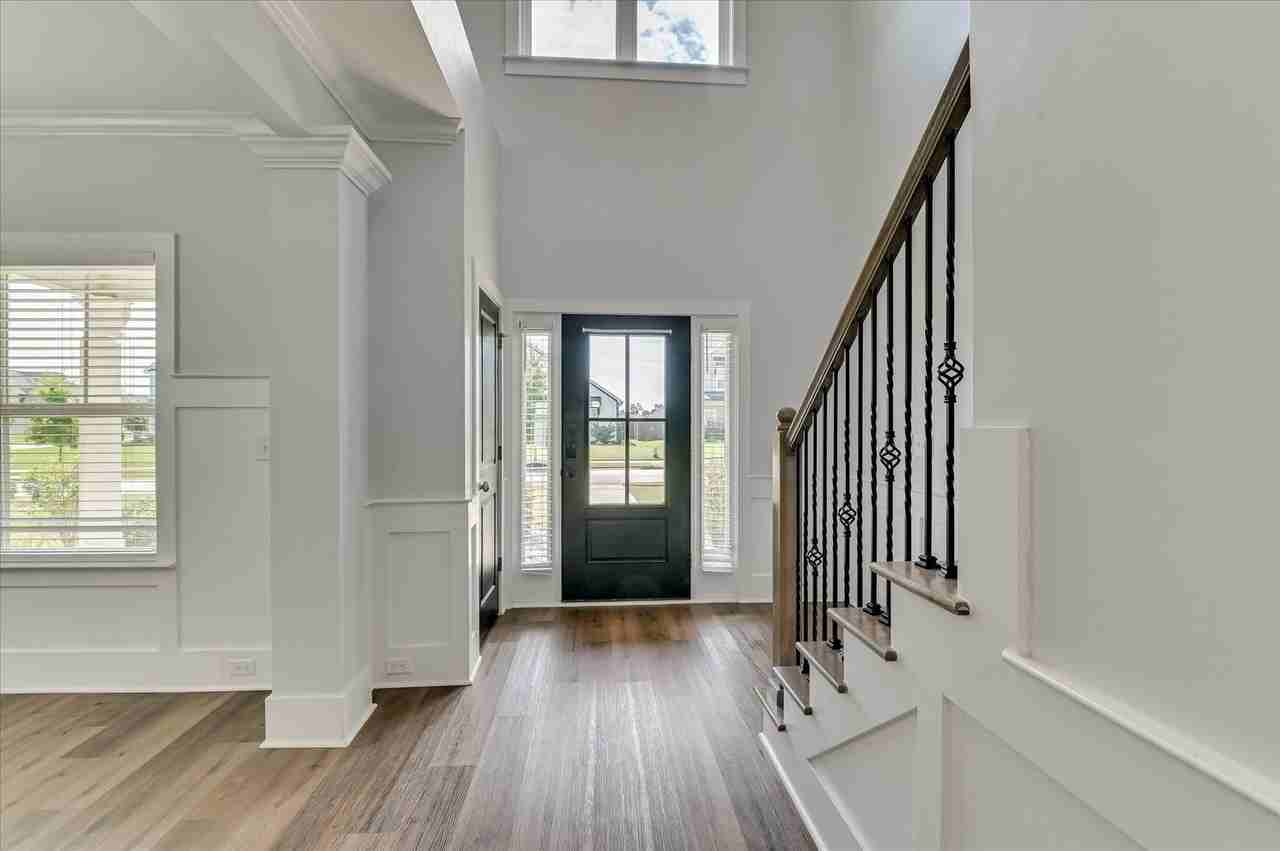 2217 Laurens St - Photo 3 of 50