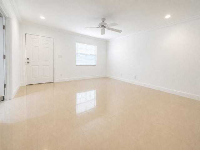 101 Southwest 3rd Avenue - Photo 3 of 8