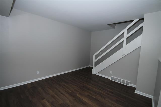 49 West 11th Street - Photo 4 of 12