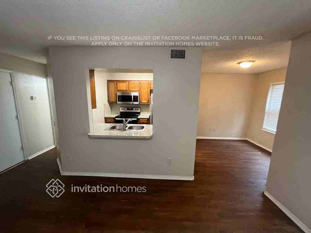 1562 Sunset Village Dr - Photo 3 of 11