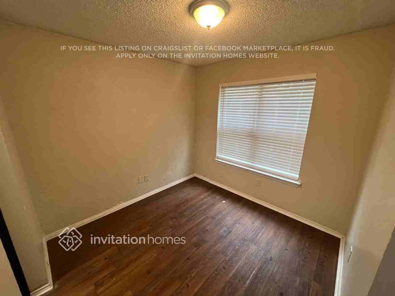 1562 Sunset Village Dr - Photo 7 of 11
