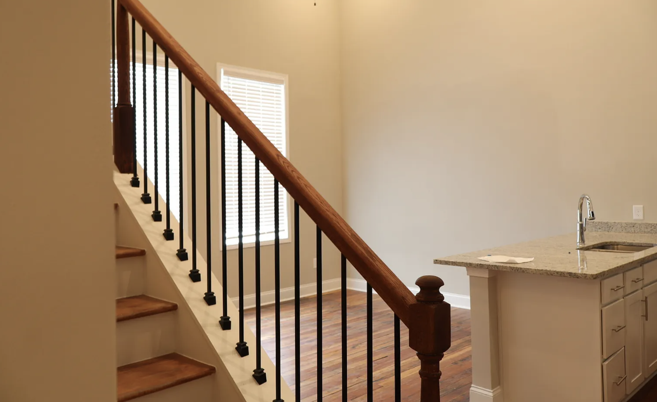 127 South Wayne Street - Photo 7 of 50