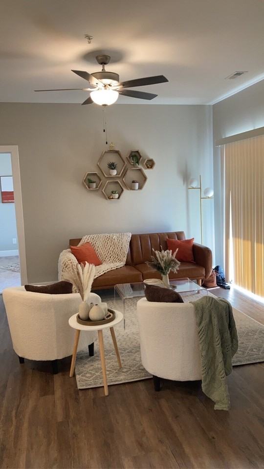 456 English Commons Drive Building A - Photo 2 of 12